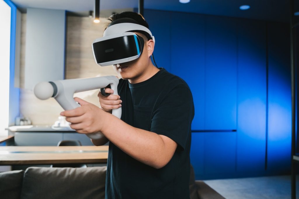 Gaming In Virtual Reality Benefits